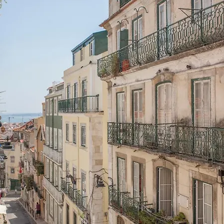 Santana Studio W/ Balcony Appartement Lisboa