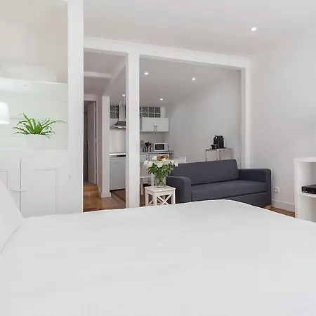 Santana Studio W/ Balcony Lissabon