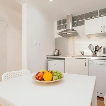 Santana Studio W/ Balcony Appartement Lisboa