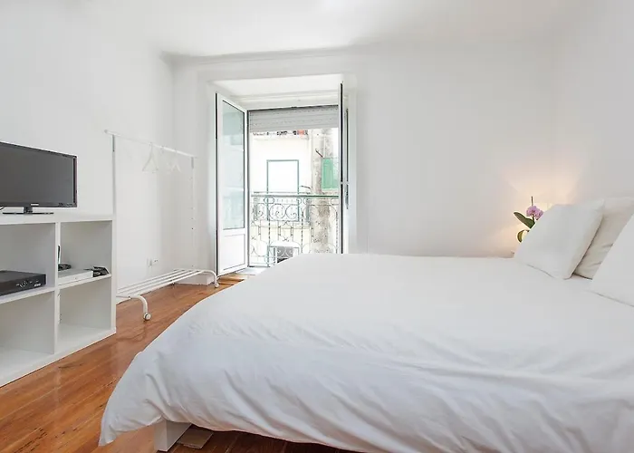 Santana W/ Balcony *