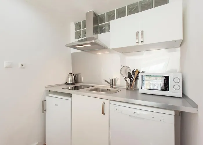 Santana W/ Balcony Διαμέρισμα *